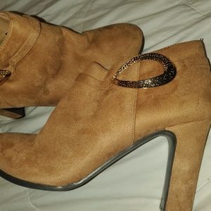 Impo Odea Tan Suede Bootie with Heels Size 11 NWOT